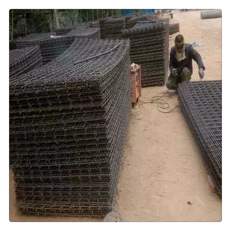 河北鋼筋編織焊接網(wǎng)片軋花編織焊接網(wǎng)圖片3